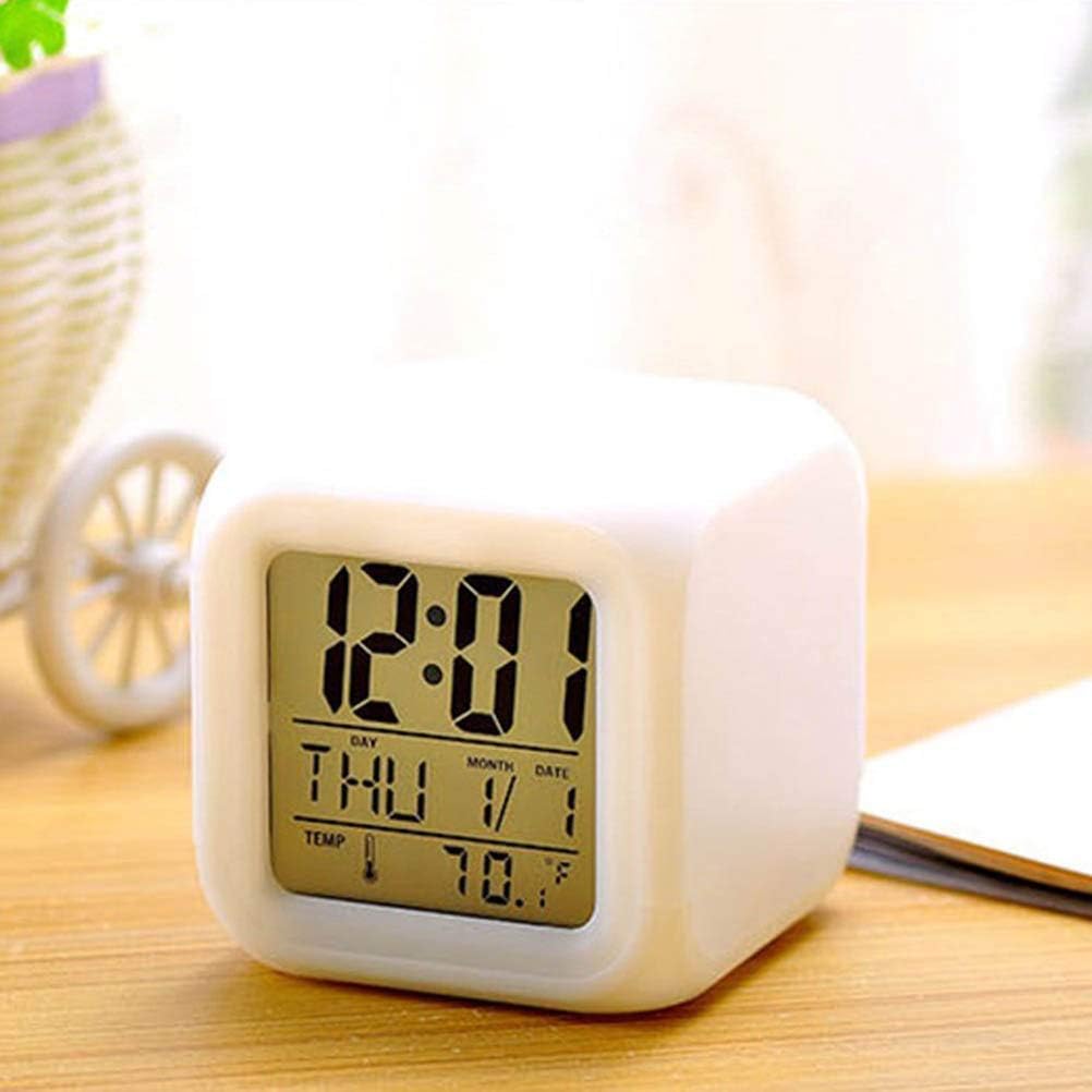 LED-Wecker 7-Farbwechsel - Moderner Design-Cube mit Temperatur