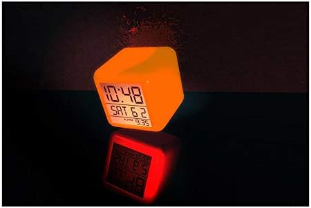 LED-Wecker 7-Farbwechsel - Moderner Design-Cube mit Temperatur