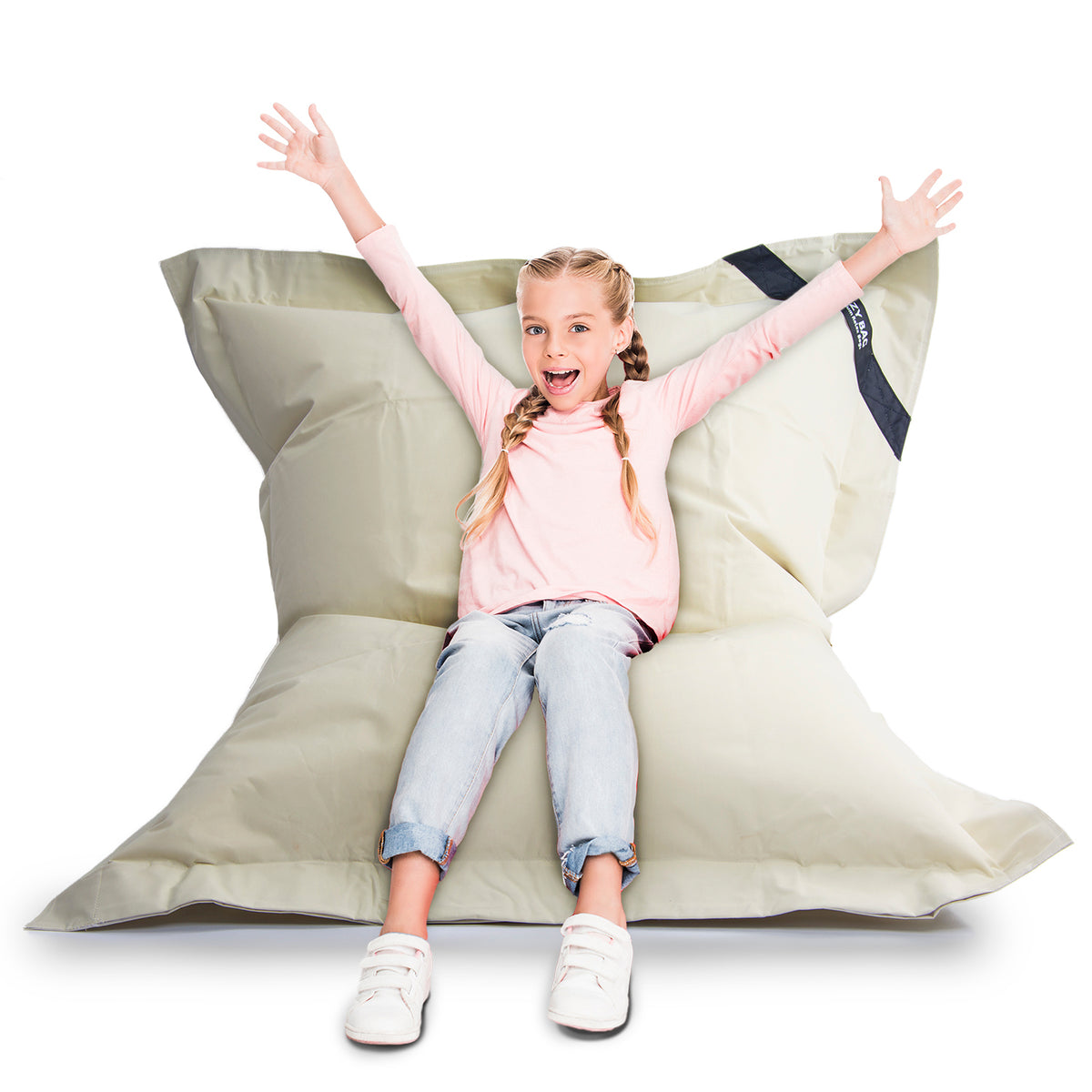 LazyBag Outdoor Sitzsack Junior – Wasserfestes Sitzkissen für Kinder