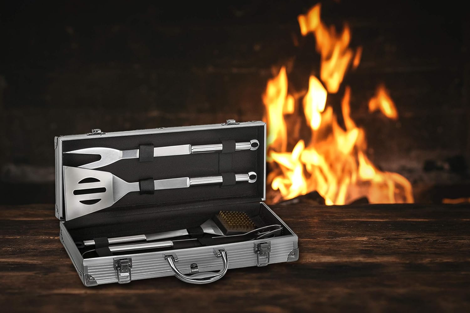 Dimono Grillbesteck-Set 5-teilig im edlen Aluminium-Koffer