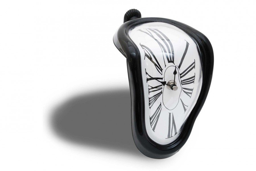uhr-dali-stil