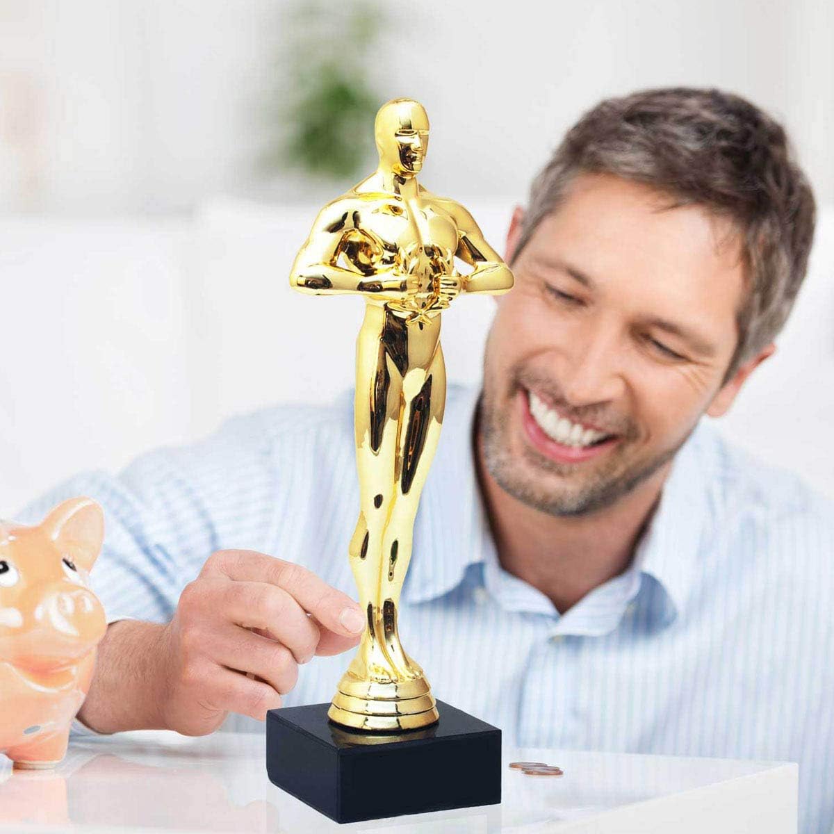 Goldene Siegerstatue - 25 cm Trophäe für Gewinner & Geschenke