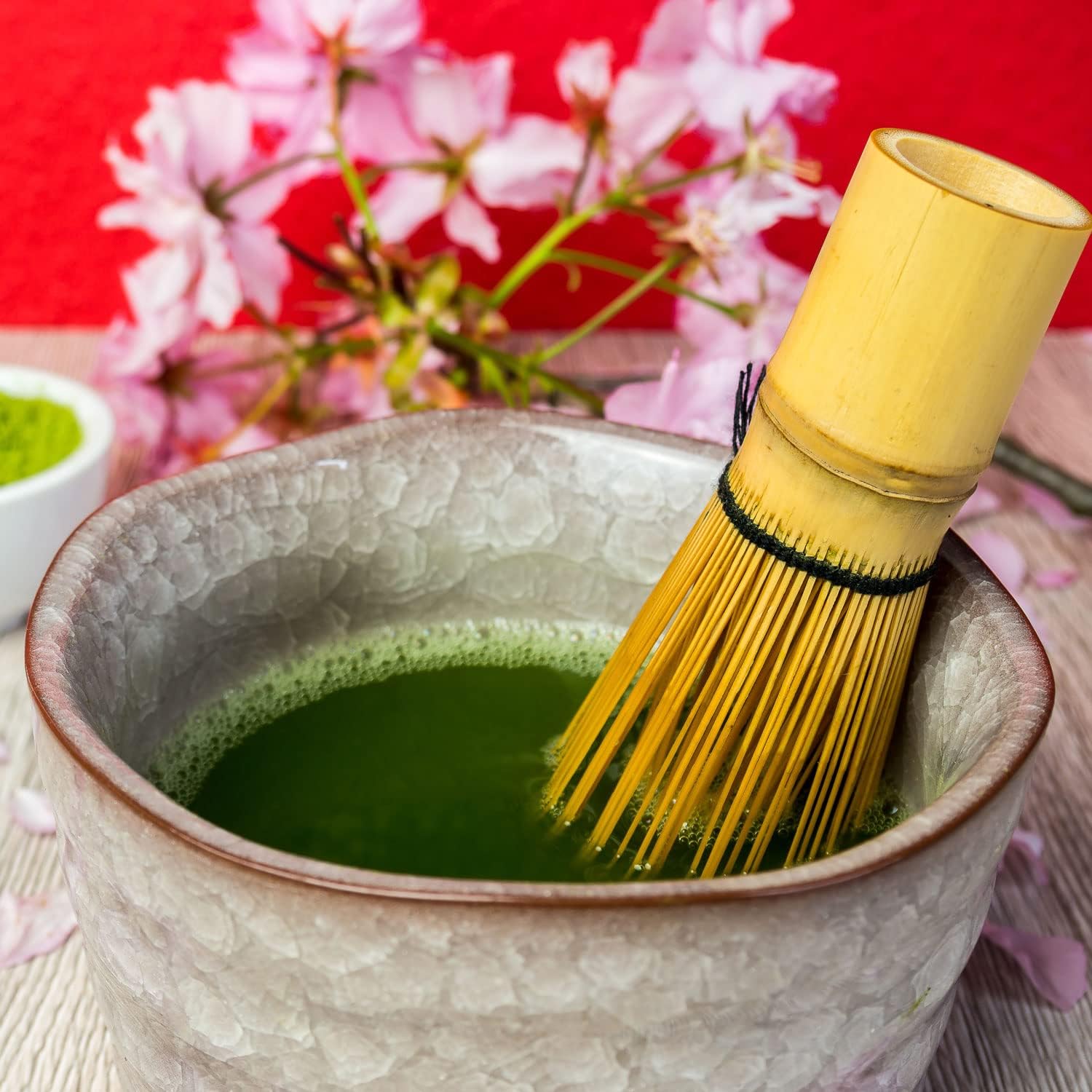 Matcha-Besen Chasen aus Bambus - 100 Borsten für perfekten Schaum