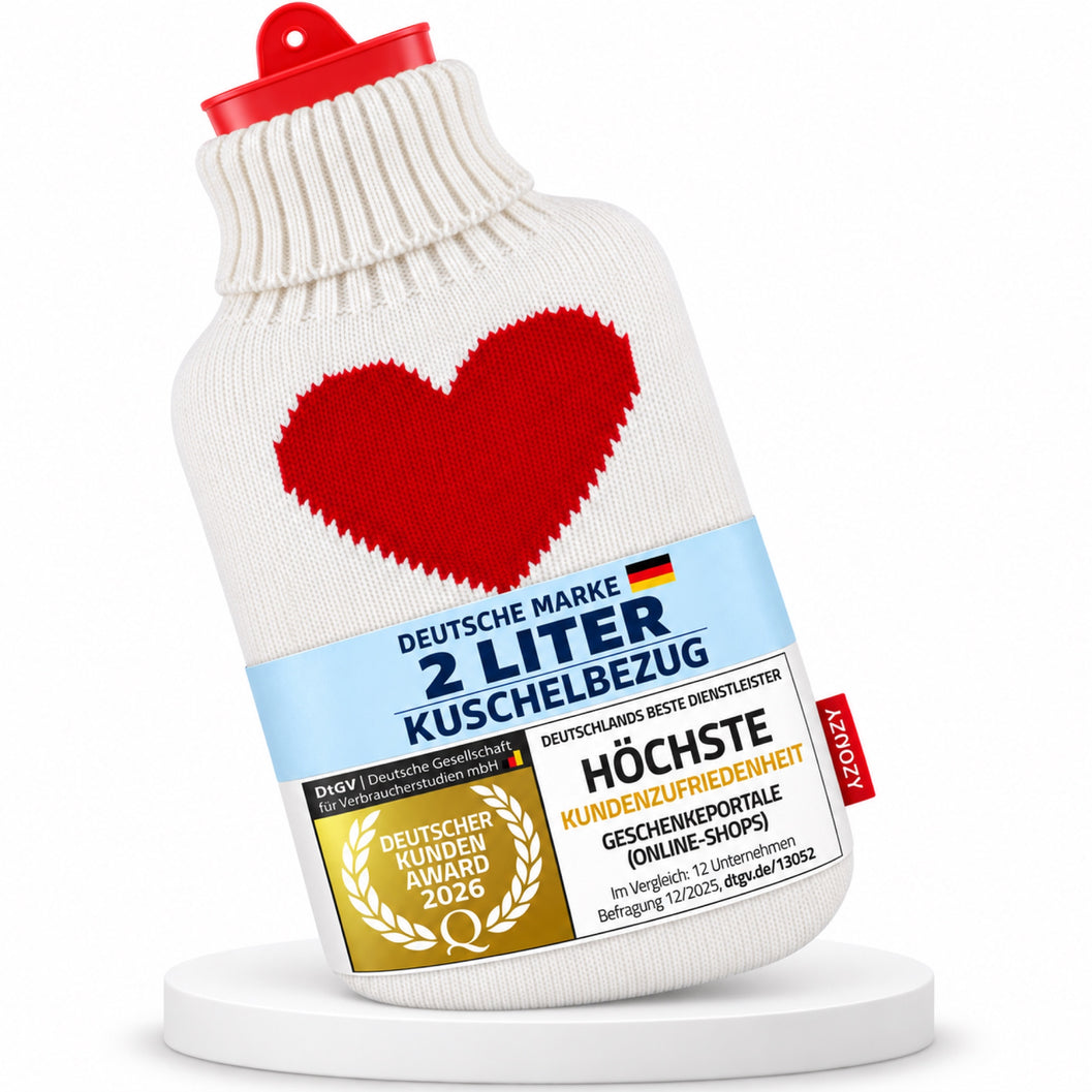 SNOOZY Wärmflasche mit weißem Strickbezug und rotem Herz, 2 Liter