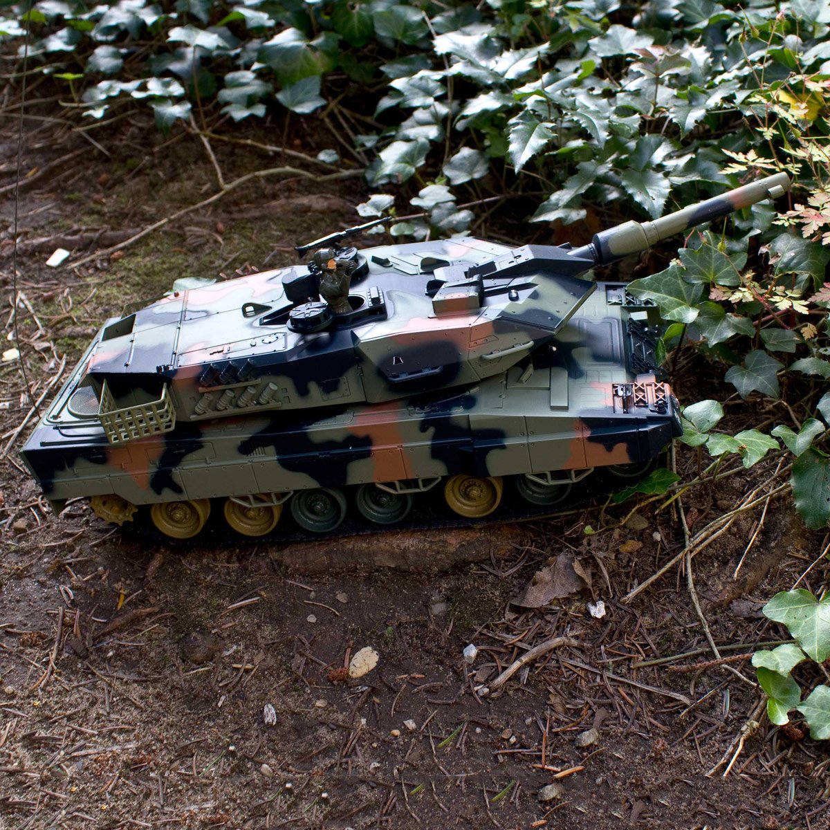 Ferngesteuerter-Modellbau-Panzer