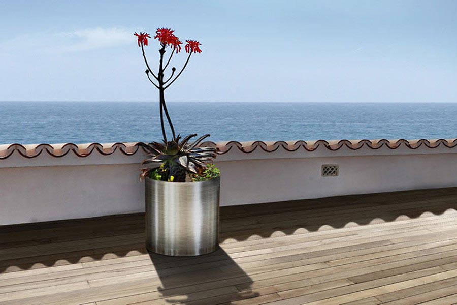 blumentopf-aus-edelstahl5153159ae6f76