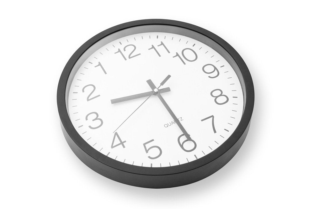 rueckwaerts-laufende-uhr